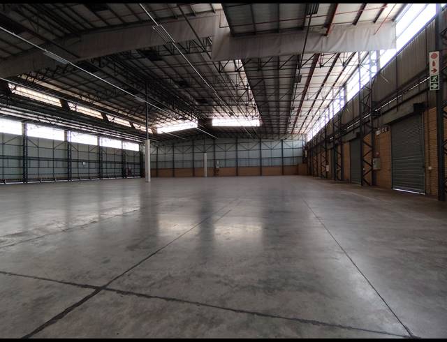 4,626M² WAREHOUSE TO LET IN GOSFORTH PARK